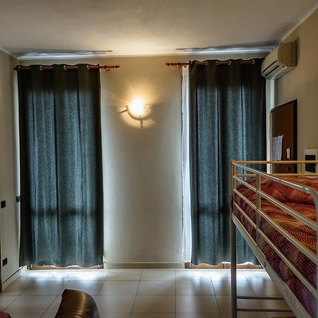 Bed And Breakfast Linate Peschiera Borromeo Extérieur photo