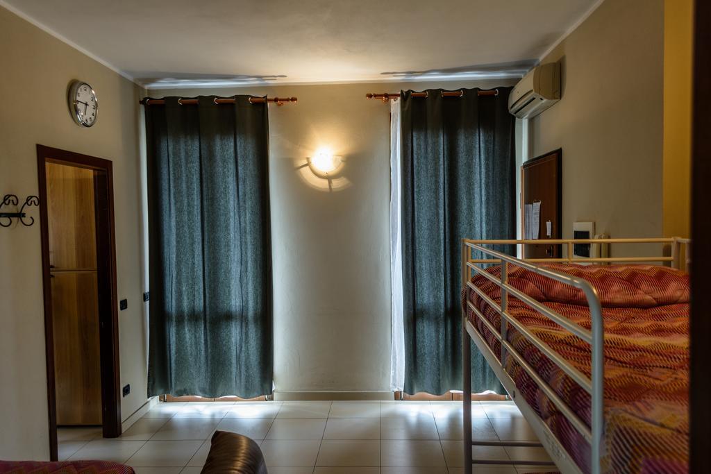 Bed And Breakfast Linate Peschiera Borromeo Extérieur photo