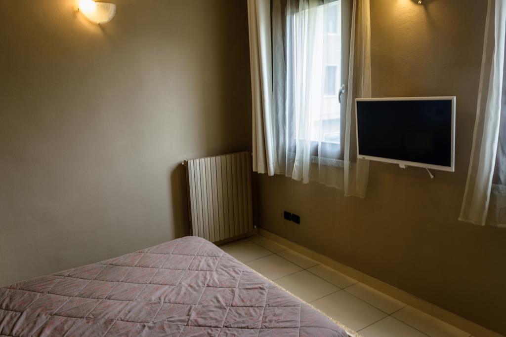 Bed And Breakfast Linate Peschiera Borromeo Extérieur photo